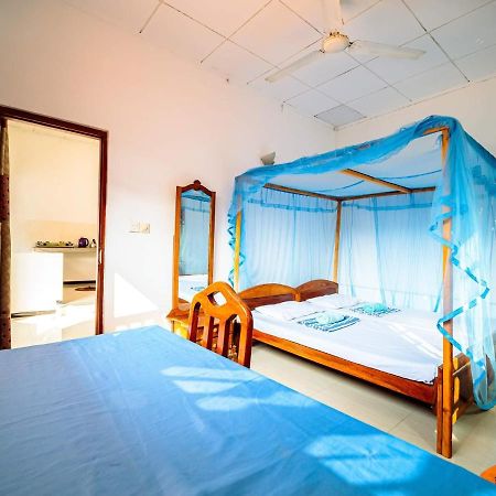 Surfing Guest House Matara Exterior foto